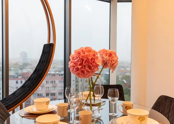 Kaleo Apartments - Hanza Tower