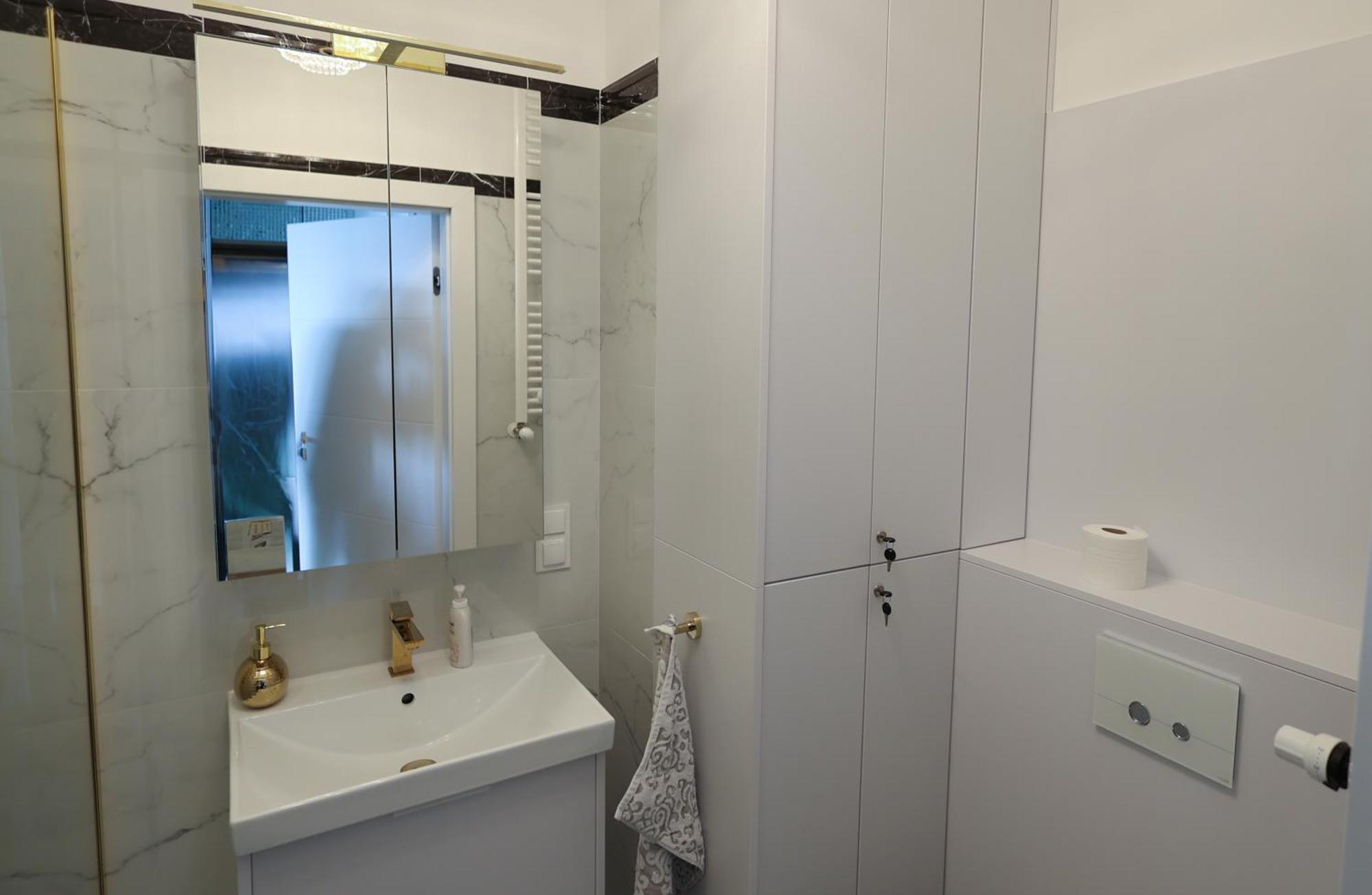 Kaleo - Hanza Tower Apartment *